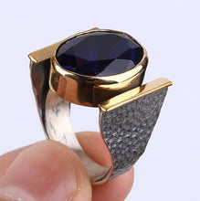 STUNNING STATEMENT SAPPHIRE Ring in oxidised Silver